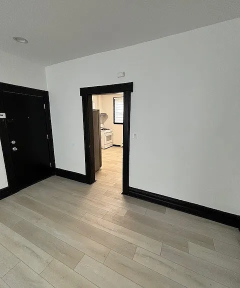 463 21st St #3 — Photo 9