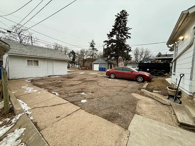 133 S Summit Ave #2 — Photo 8