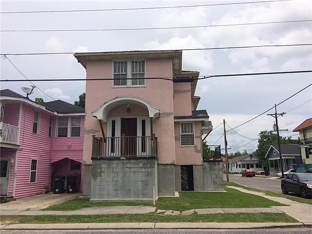 1st image of 3733 S Prieur St