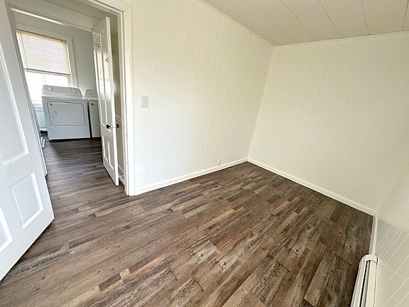 Bedroom 1- across from bathroom
84" x 147"
7' x 12'
