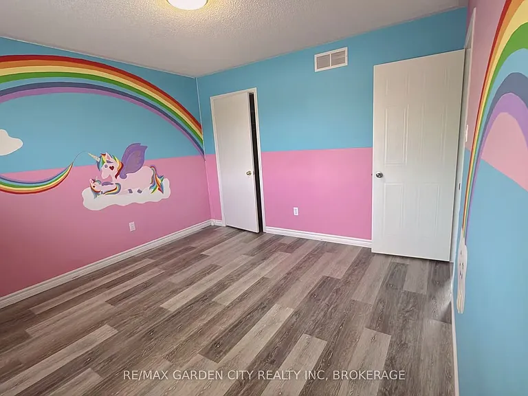 43 Westland St — Photo 14