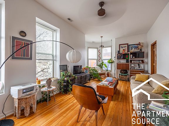 2nd image of 2732 W Chicago Ave APT 3F
