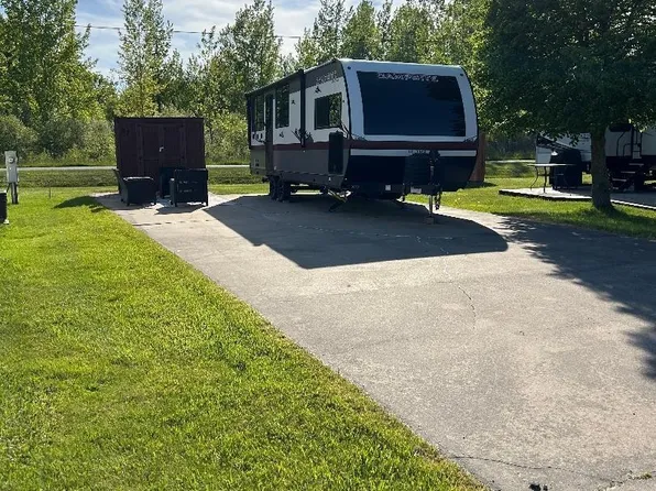 3675 E Michigan Ave #27, Au Gres, MI 48703