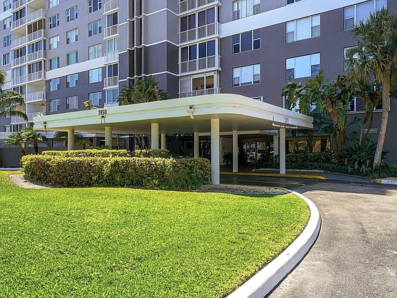 3rd image of 3850 Washington Street #1003