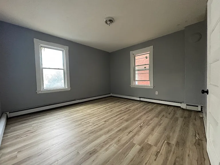 3 Putnam St #3 — Photo 6