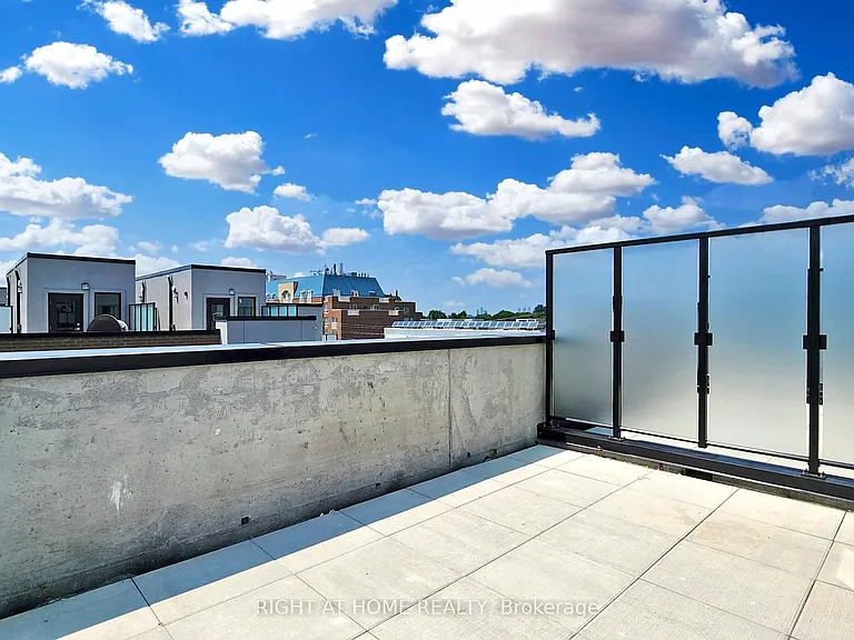 851 Sheppard Ave W #30 — Photo 28