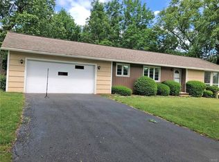 3795 Snowden Hill Rd, New Hartford, NY 13413