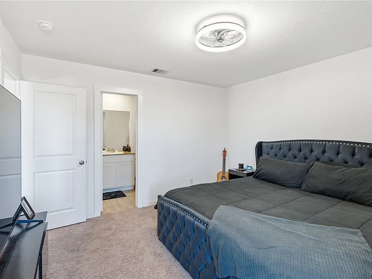 2706 Lannister Ln — Photo 12