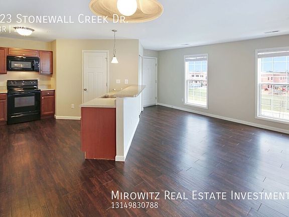 4th image of 323 Stonewall Creek Dr