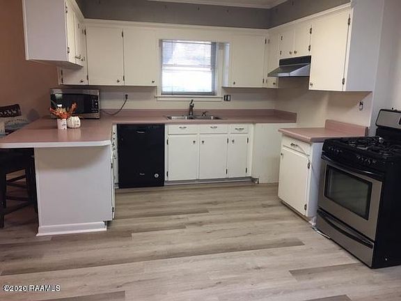 4th image of 128 Canebroke Ln