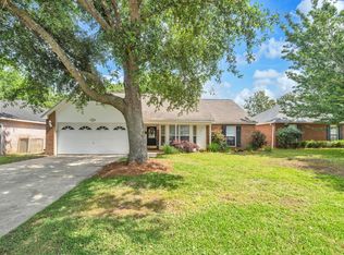 4559 Castlewood Ln, Niceville, FL 32578
