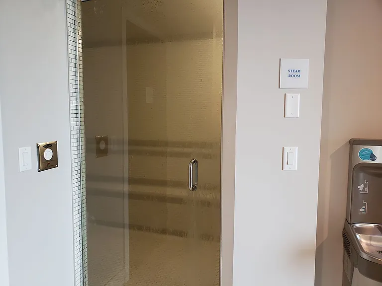 930 16th Ave SW #402 — Photo 26