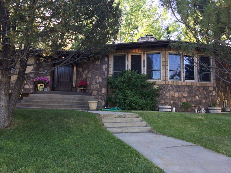 1st image of 900 Sorensen Dr