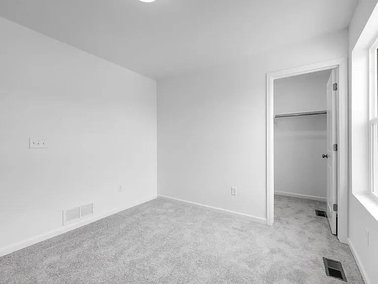 1177 Prospect Aly — Photo 9