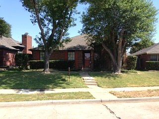 2nd image of 407 Running Brook Ln