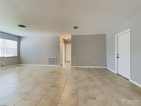 3rd image of 14782 Mockingbird Ln W