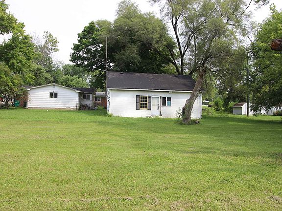 4th image of 402 N 30th St
