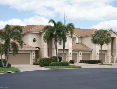 2425 Mont Claire Ct UNIT 202, Naples, FL, 34109