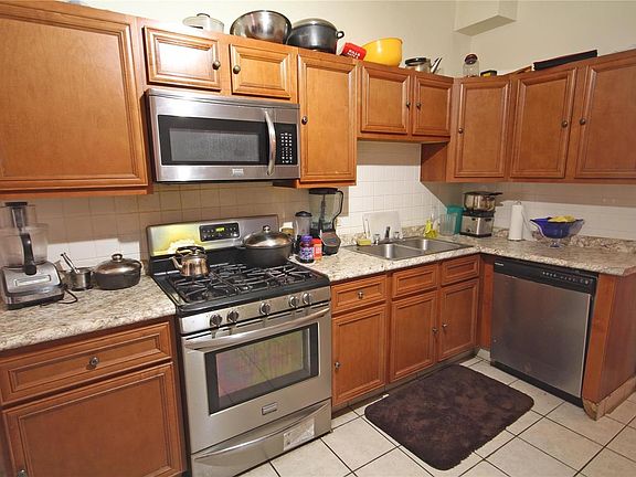 5th image of 3451 Keokuk St