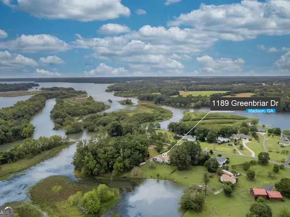 1180 Green Briar Dr, Madison, GA 30650