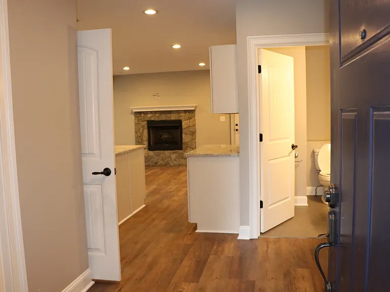 715 Rockingham Rd — Photo 15