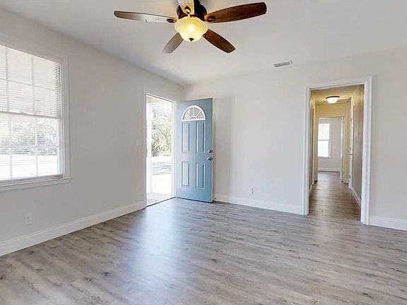 2nd image of 1612 Long Ave