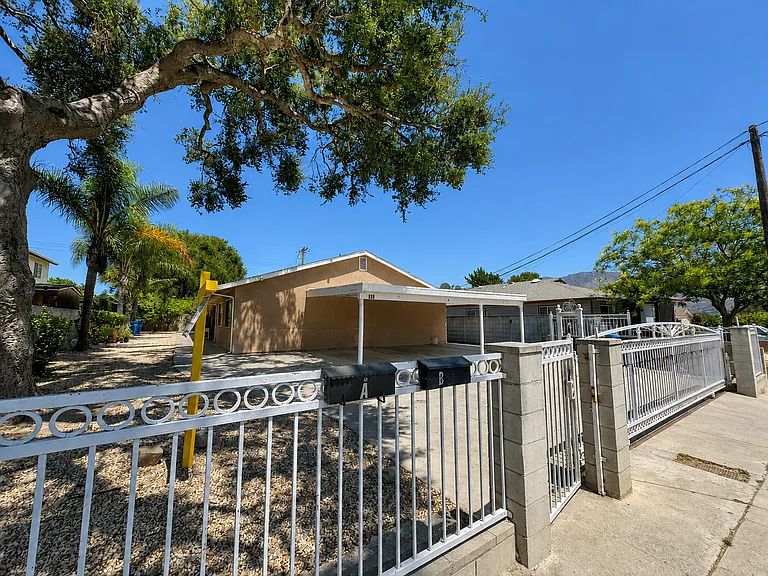 441 Sycamore Street — Photo 16