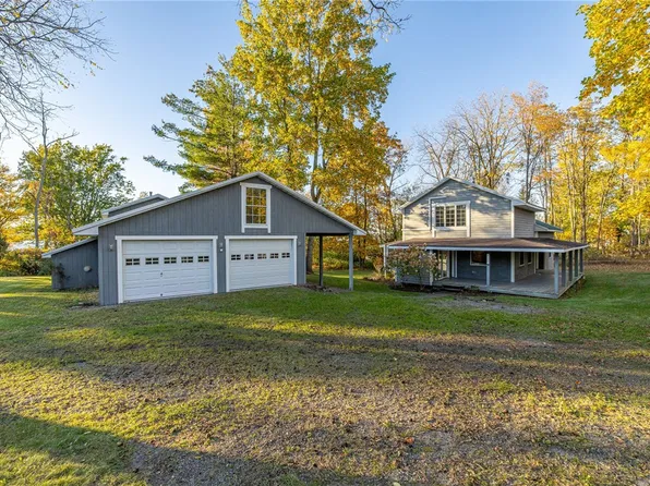 3554 E Lake Rd, Canandaigua, NY 14424