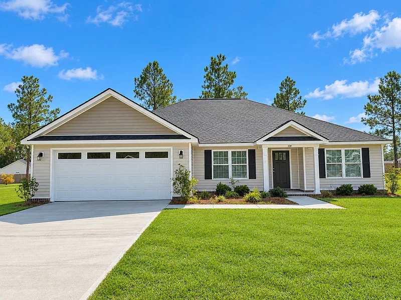 3 bed, 2.0 bath, 1687 sqft — Photo 3