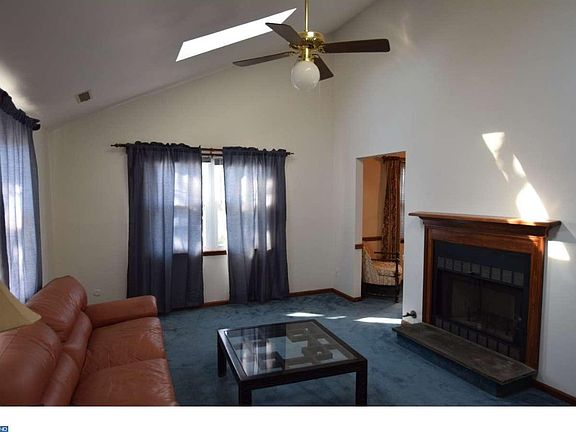 2nd image of 100 Upper Valley Ln