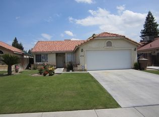 4712 Pacific Crest Way, Bakersfield, CA 93304