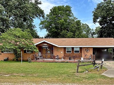5862 E Freelandville Rd, Oaktown, IN, 47561