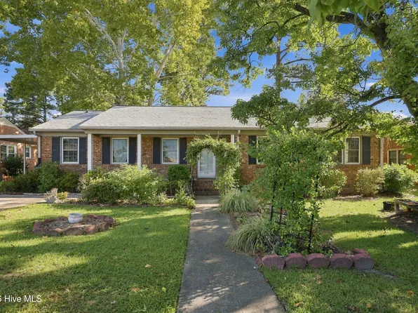 2104 Charles Boulevard, Greenville, NC 27858