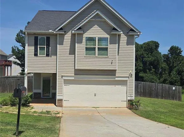 7088 Creeksong Dr, Douglasville, GA 30134