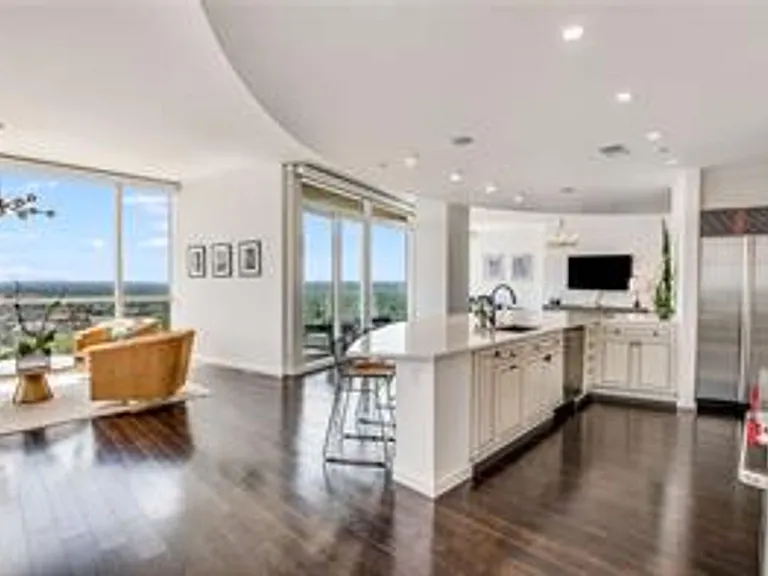 3325 Piedmont Rd NE #2205 — Photo 12