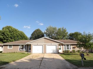 1424 Laramie Ln, Janesville, WI 53546