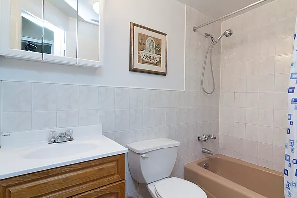 Rented by I Stay NY LLC | media 29