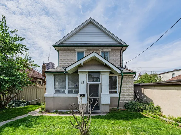 12 Sibley Ave, Toronto, ON M4C 5E7