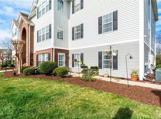 3704 Cotswold Ter UNIT 1D, Greensboro, NC 27410