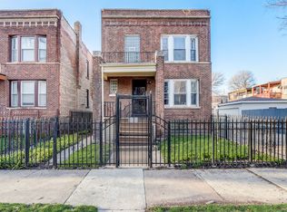 220 E 68th St, Chicago, IL 60637