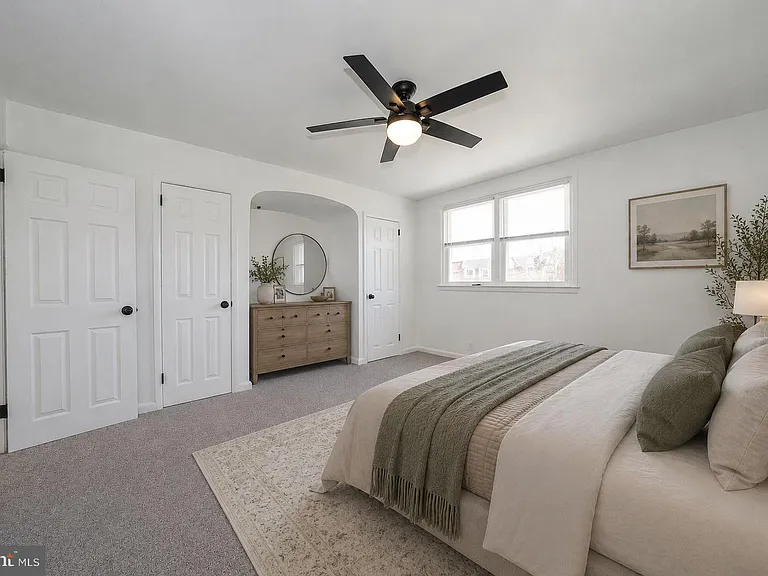 8602 Rugby St — Photo 13