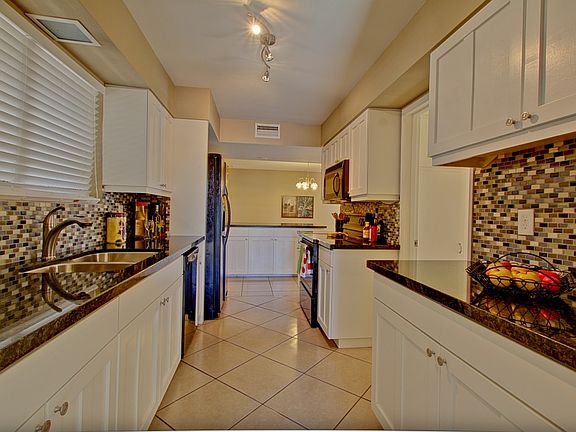 4th image of 3801 W Desert Park Ln