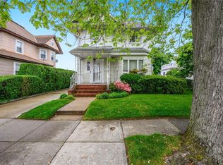 47 S Corona Ave, Valley Stream, NY 11580