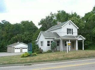 1020 Rostraver Rd, Belle Vernon, PA 15012