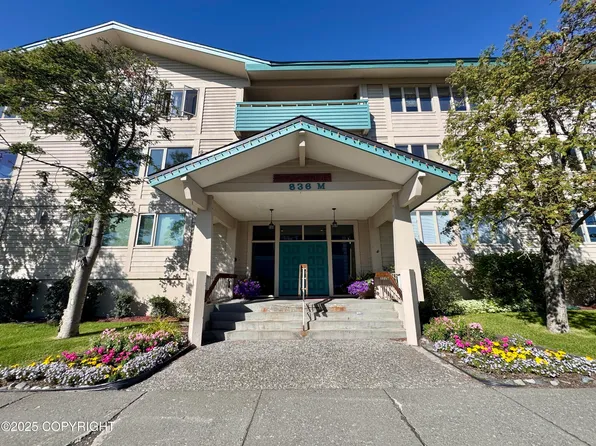 836 M St APT 103, Anchorage, AK 99501