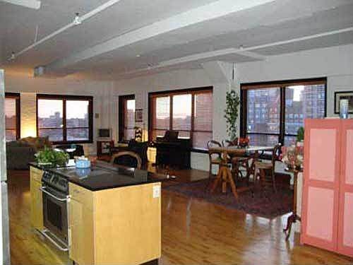 Entry to Living Area