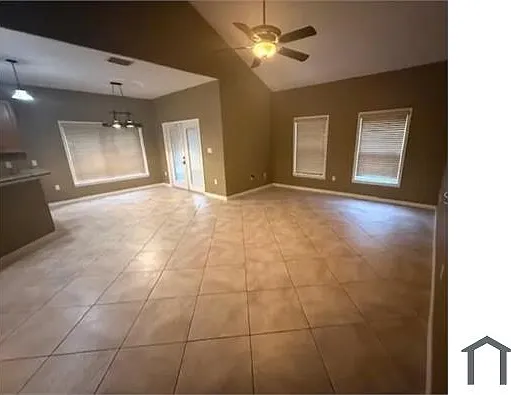 1530 Salem Dr — Photo 16