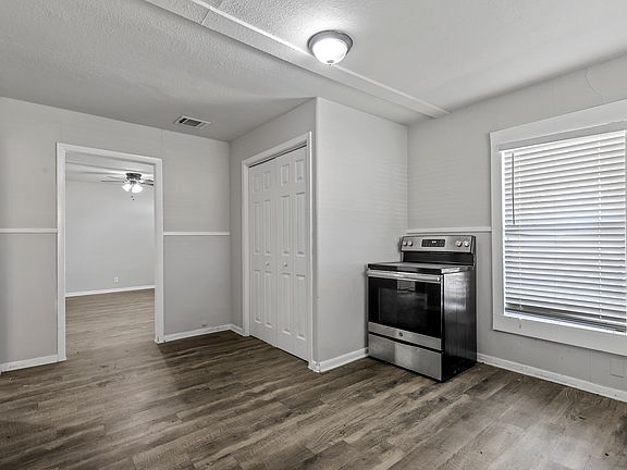 5th image of 122-124 Ramsey Ave