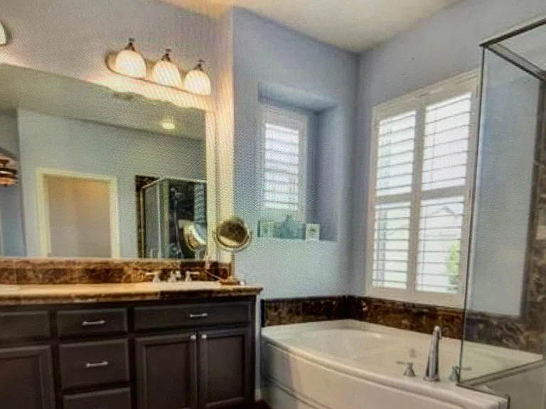 8056 Linda Isle Ln — Photo 4