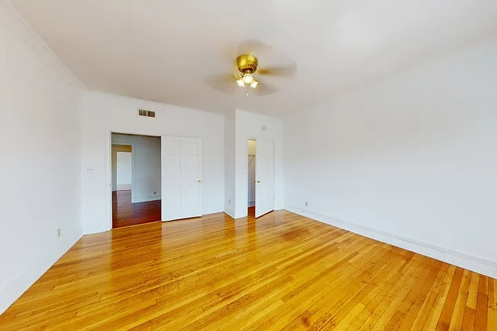 5237-5245 S. Kenwood Avenue — Photo 95
